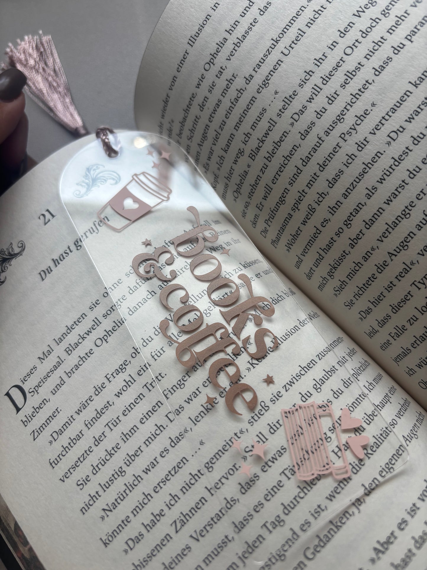 ✨ Books & Coffee |Acryl-Lesezeichen mit Quaste 📚☕