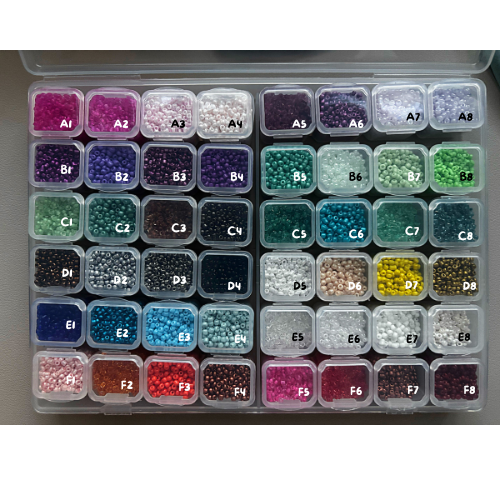 „Read More Books“ – Blümchen-Lesezeichen mit Perlenkette 🌼